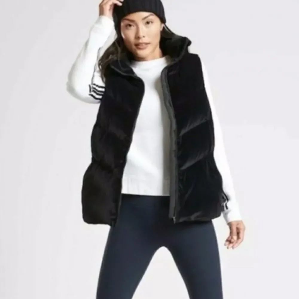 Athleta Black faux fur plush quilted down vest